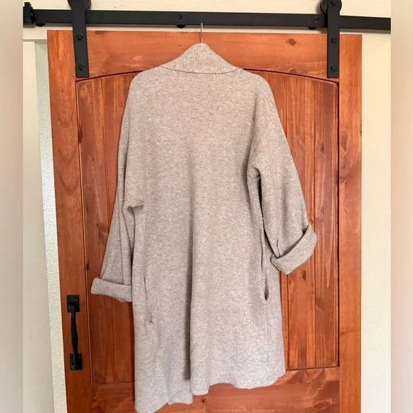 NWT Anthropologie cardigan - Picture 4 of 4